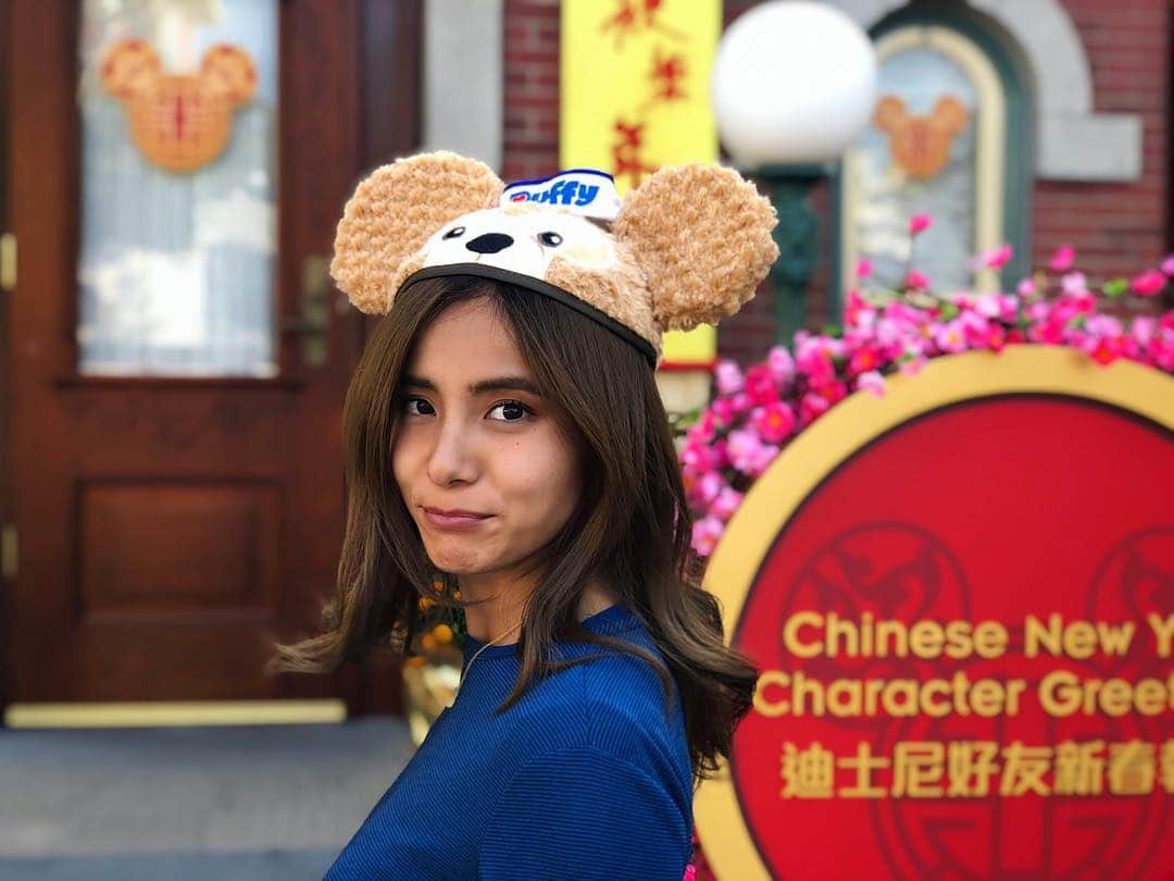 佐野千晃さんのインスタグラム写真 - (佐野千晃Instagram)「. 念願の香港Disney🇭🇰 . この帽子を作りたくて作りたくて、、、、！笑 . #natural #healthy #good #gilrs #gilr #cool #cute #ooted #selfie #self #face #スポーツ女子 #スポーツ #ハワイ #笑顔 #ひまわり#disneyland #hongkong」1月31日 12時30分 - sanochiaki810