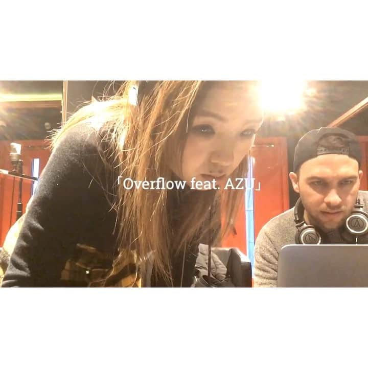 宏実のインスタグラム：「『Overflow feat. AZU』#宏実222 で発売開始。制作過程、ほんの一部のmovieです。Produced by JOSH GOLD @joshlacostemusic !! 2/22にシングルCDリリース！ AZU素敵な歌声を本当にありがとう。」