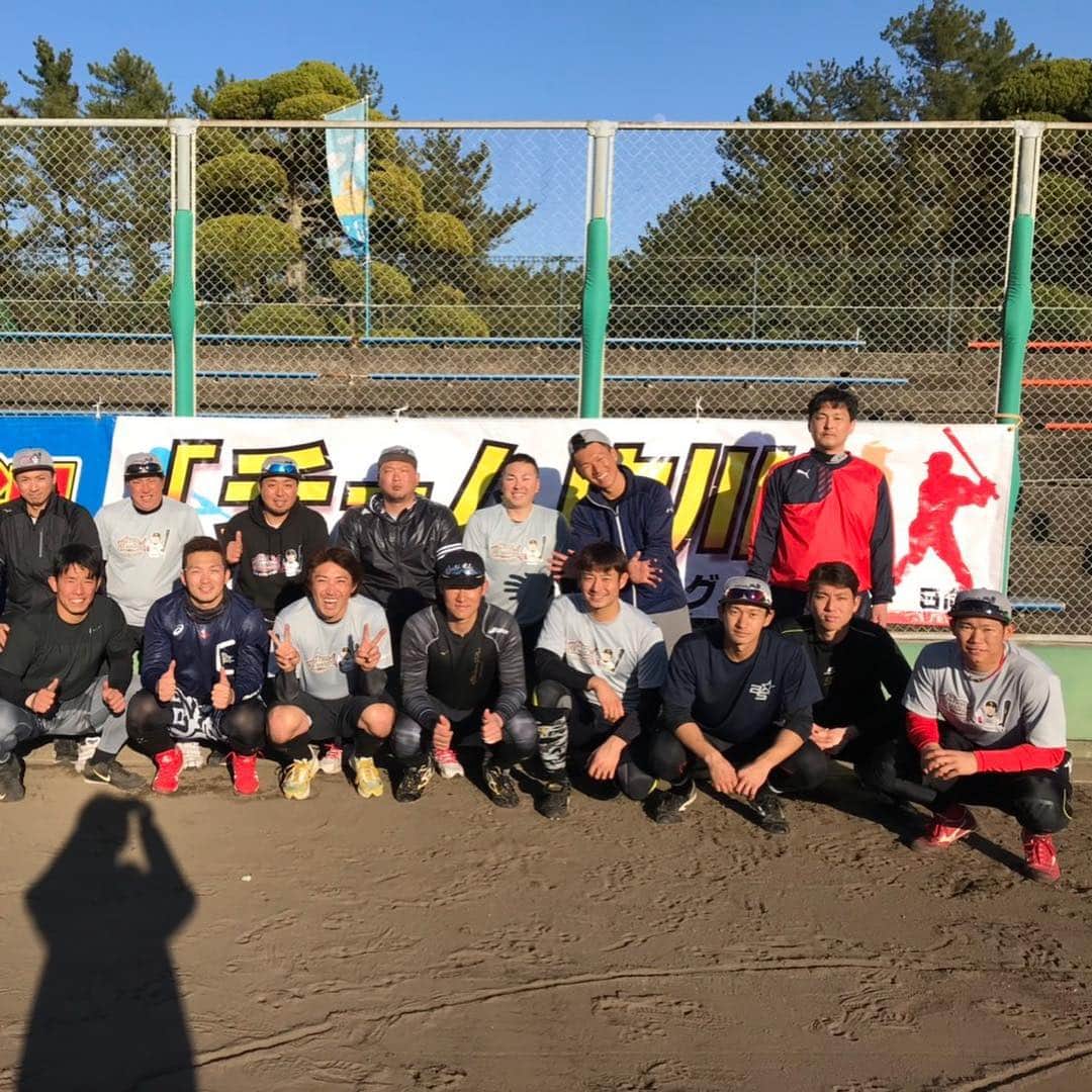 のインスタグラム：「明日からキャンプスタート！！ オフは内川さんの自主トレに参加させていただきとても良い経験ができました！ 自分のものにできるように今キャンプからより一層頑張りたいと思います！ そして、成人式も迎えたということで人としても成長していけるように頑張りたいと思います！！ 良いシーズンになるように精進していきます！ 応援よろしくお願いします🙇🙇 #写真は#チーム内川#成人式」