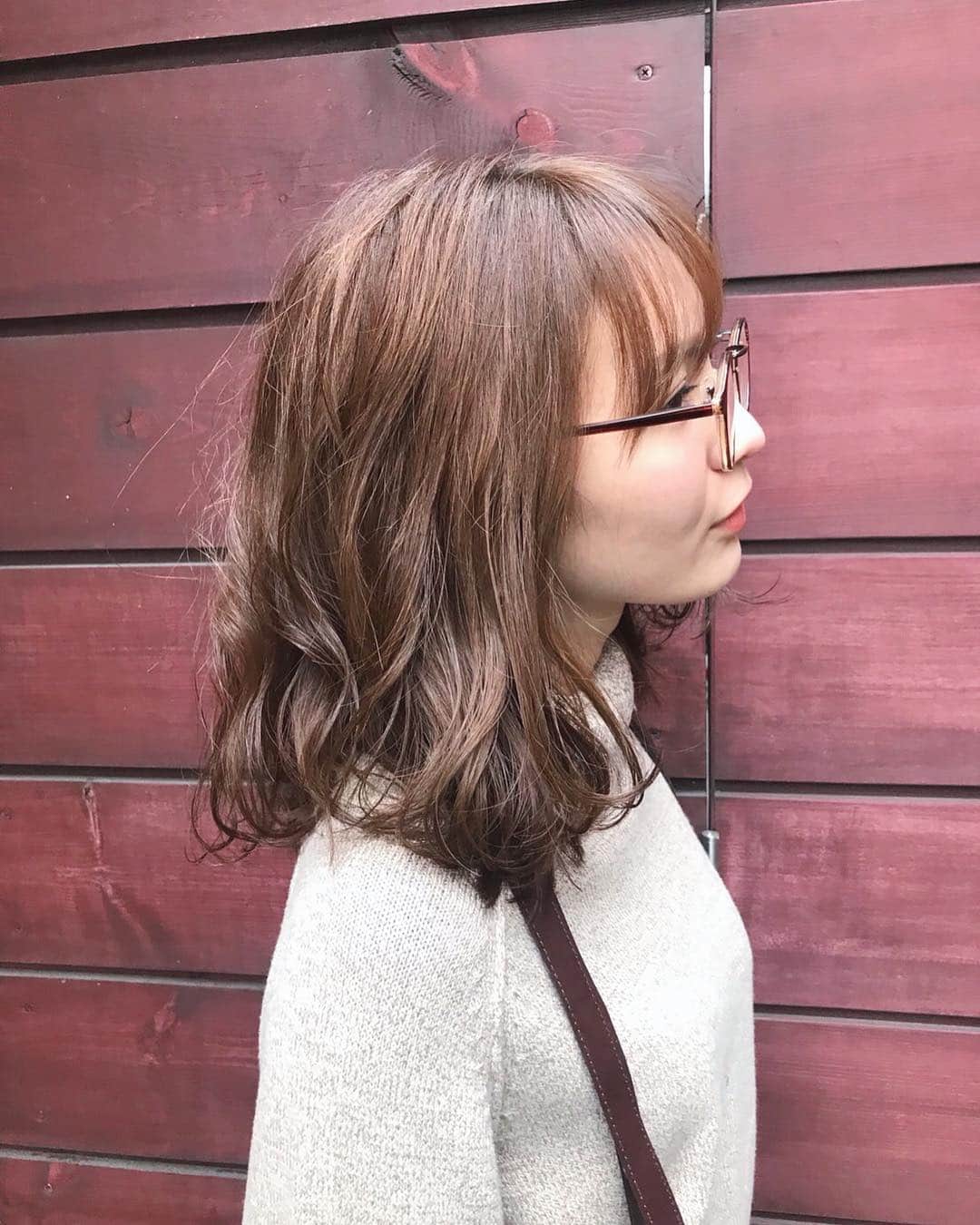 ほのかさんのインスタグラム写真 - (ほのかInstagram)「髪の毛きれいにしてもらって ちょこっと撮影しました☺️💜・ 今日はしっかり朝活出来て幸せ〜 髪の毛ありがとうございました♪ @olta_fujiwara  #makeuptutorial #favorite #makeupartist #photo #honoka #instagood #Japan #ほのか #hair #hairstyle #ヘアースタイル #ダウンスタイル #harmonypromotion」1月31日 21時05分 - nononon159