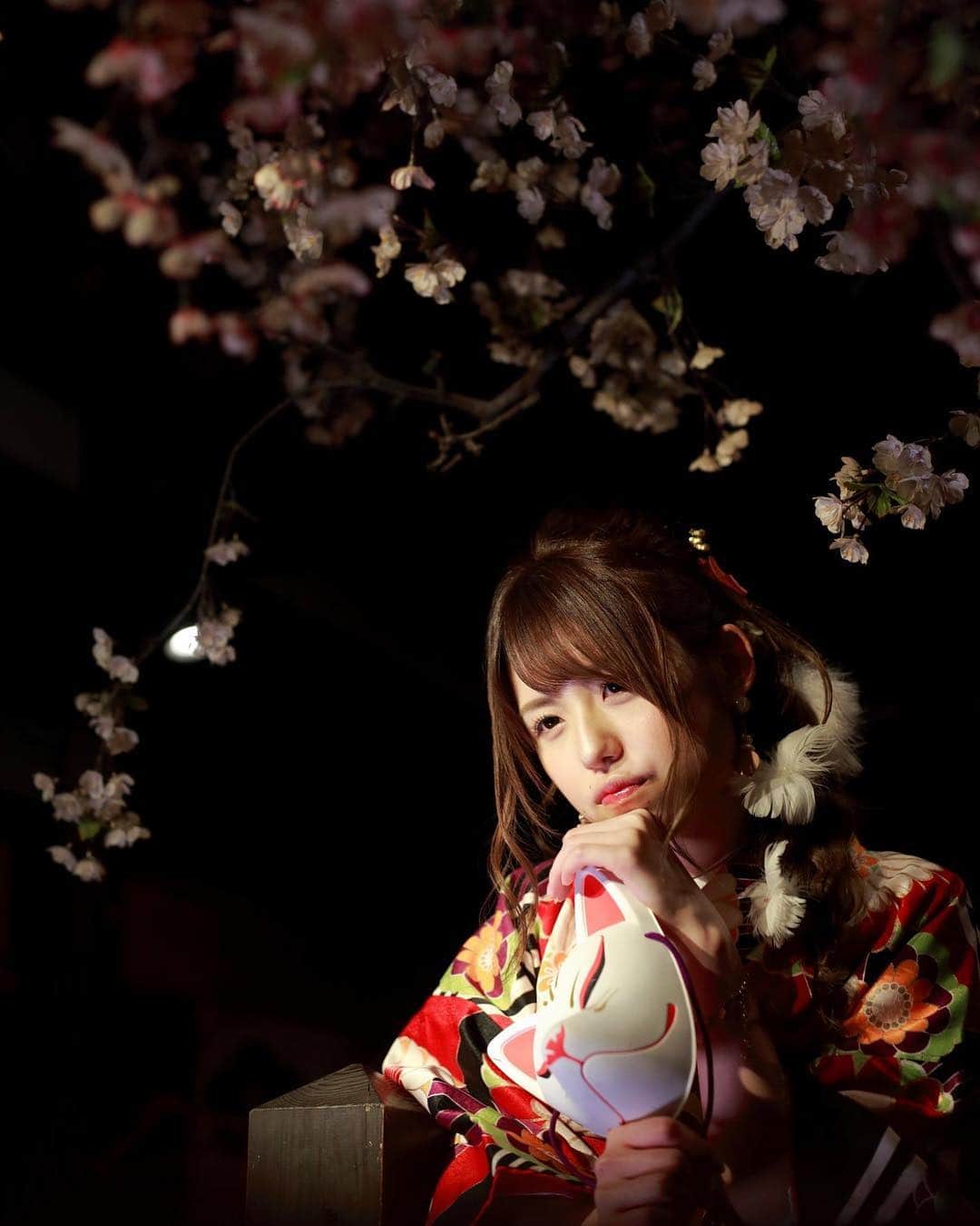 一瀬優美さんのインスタグラム写真 - (一瀬優美Instagram)「夜桜🌸？早く暖かくならないかしらー」2月1日 12時08分 - yuumi_ichinose