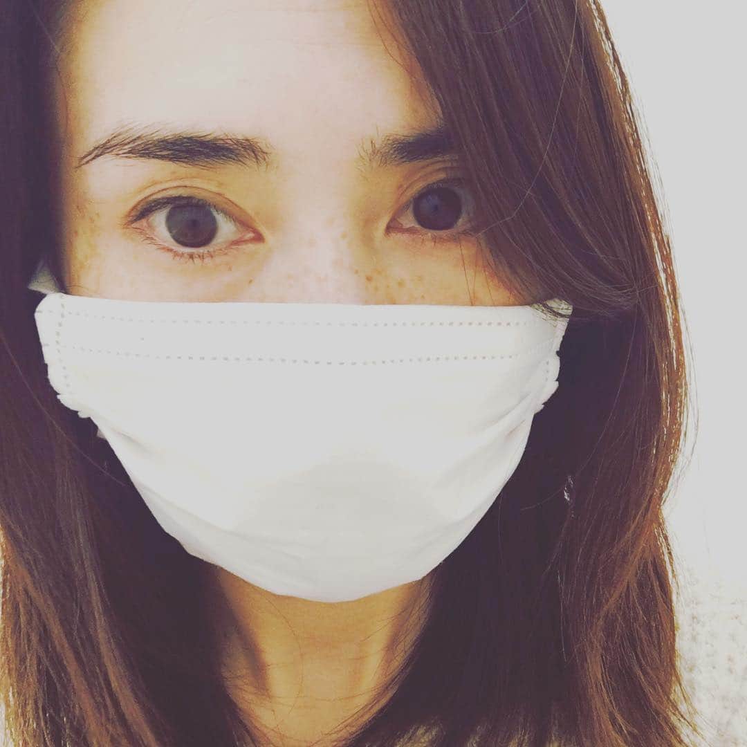 八木田麻衣さんのインスタグラム写真 - (八木田麻衣Instagram)「気付けば2月。 ご無沙汰でございます。 今年もよろしくお願いします。  ハッシュタグの付け方がわかりません。 ハッシュタグ 風邪は引いていない ハッシュタグ インフルでもない」2月1日 23時24分 - yagitamai