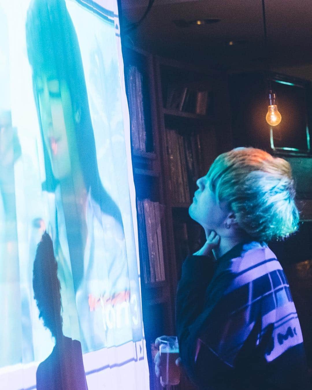 カフカのインスタグラム：「‪𝐾‌𝐹‌𝐾 ‬﻿ ‪２０１９．１ ．２６﻿ ‪ＲＯＯＭ＃３﻿ ‪at 恵比寿TimeOutCafe﻿ ﻿ ‪photo by kazuki sano﻿ @kazukisano0214﻿ ﻿ #KFK #ROOM #すごい部屋」