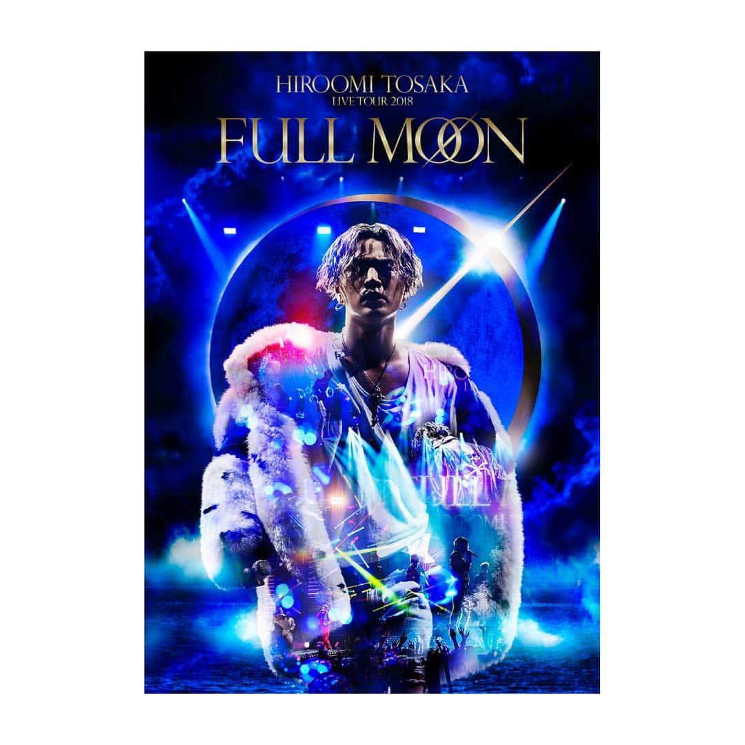 のインスタグラム：「2.27 release🌕 #HIROOMITOSAKA  LIVE TOUR 2018 #FULLMOON  #登坂広臣 #HIROOMITOSAKA #JSB #三代目JSOULBROTHERS #FULLMOON #LIVE #LDH」