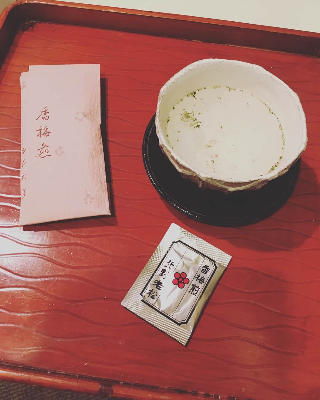 猫沢エミのグルメインスタ