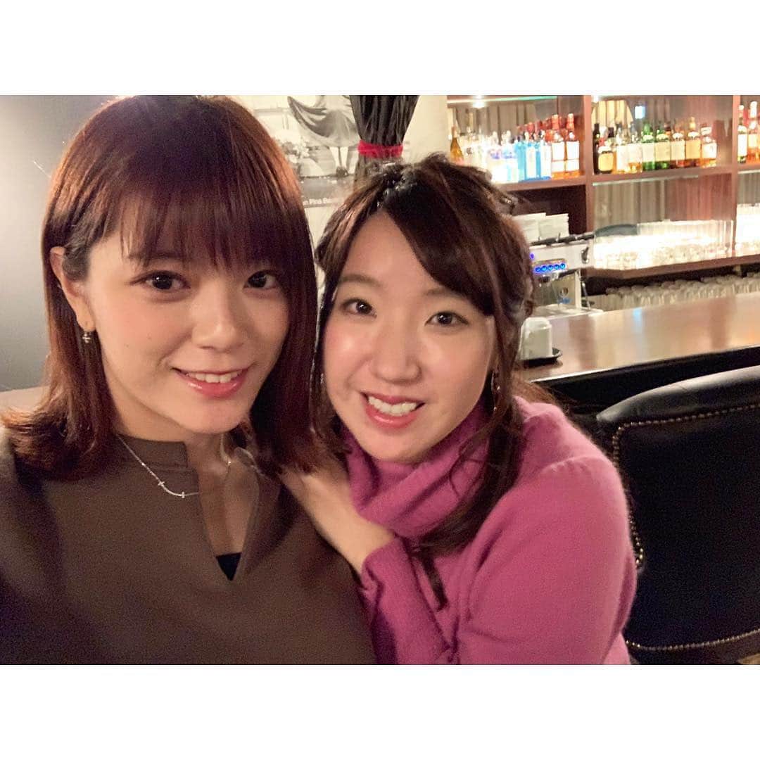 のインスタグラム：「* 先日、 同期の岩手朝日テレビ・照井七瀬アナウンサーとランチしてきました🍽💓 会うのは二ヶ月ぶり🤭（笑） 離れているのにだいぶ会っていますよね笑 照井アナが東京に来るたびに会っているからですね🤦🏼‍♀️ （照井アナはプライベートで頻繁に東京に来るんです笑） いつも時間を忘れて話しすぎちゃいます😅 次はいつ会えるかな〜👯‍♀️💓 . . 今夜も報道ステーションよろしくお願いします🥺 * #ランチ#lunch#照井七瀬 アナウンサー#岩手朝日テレビ#iat#恵比寿#パン#ビュッフェ#ランチビュッフェ#同期#おしゃべり#報道ステーション#三谷紬#テレビ朝日#アナウンサー」