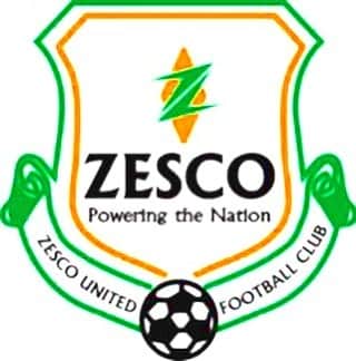 中町公祐さんのインスタグラム写真 - (中町公祐Instagram)「ザンビアプレミアリーグ 『ZESCO United F.C』 と2019シーズンより新たに契約を締結しました。 移籍に際してゼスコの関係者のみならず沢山の方のご尽力がありながら無事契約の運びとなりました。 ・ ・ まぁ色々ありましたよ（笑） またどこかのタイミングでお伝えします（笑） いずれにせよ、チームも決まったことですし、自分の大義を胸にザンビアの地で頑張っていきたいと思います！ ・ My new episode starts from today. I’m so happy to announce this officially. “I’m part of Zesco United F.C. now.” I know that I’ll face many struggles such as language barrier, cultural difference and stuff. But I promise that I’ll work hard for the team, teammates and all people who supports us. I can’t wait to see you guys at the stadium.  Natotela sana. ・ #Zambia #ZESCOunitedF.C #ゼスコユナイテッドFC #Zambian Premier league #Africa」2月1日 19時41分 - kosuke.machi
