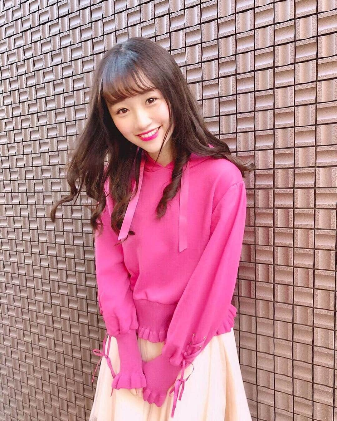 音嶋莉沙さんのインスタグラム写真 - (音嶋莉沙Instagram)「デートっぽいお洋服を着てみたよ💝﻿ ﻿ ﻿ 👗Risaコーデ👗﻿﻿ Parker❤︎﻿ @lizlisa_official_japan ﻿ skirt❤︎﻿ @tittyandco_com ﻿ ﻿﻿ ﻿﻿ 好きですか…？﻿ ﻿﻿ ﻿﻿ ﻿ #私服 #Risaコーデ #リズリサ #ティティーアンドコー」2月1日 20時29分 - otoshima_risa