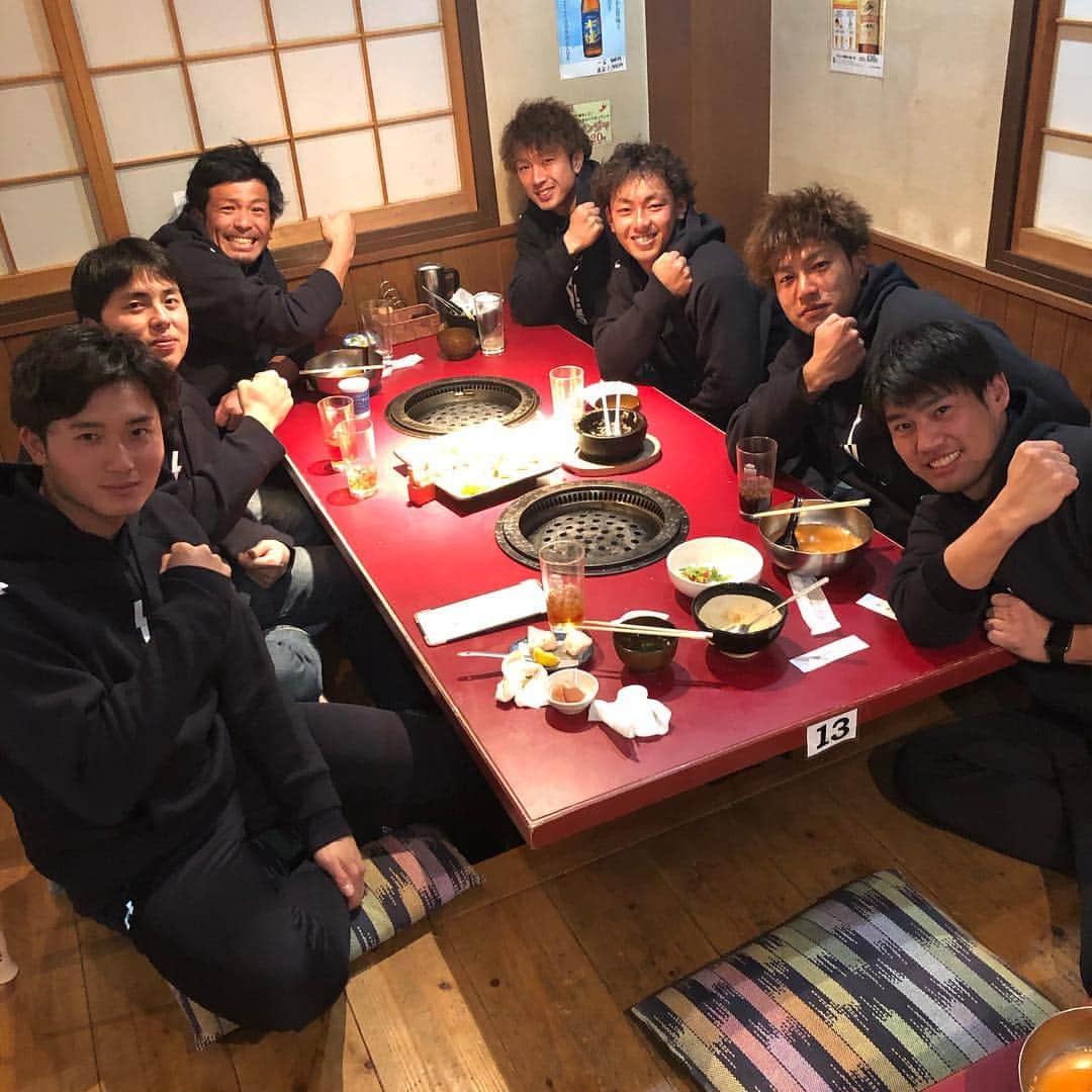 松田宣浩さんのインスタグラム写真 - (松田宣浩Instagram)「アンダーアーマー焼肉大会❗️ TeamUA No.1❗️」2月1日 21時20分 - match___3