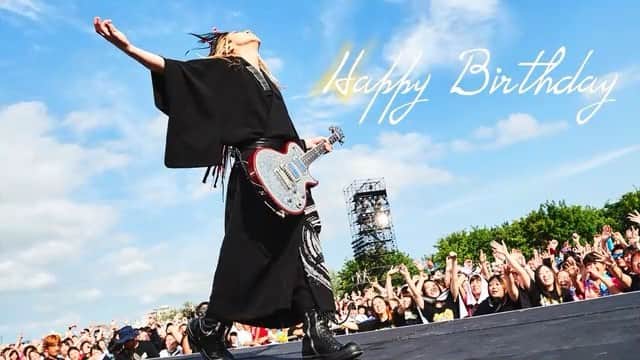 のインスタグラム：「HISASHI's BIRTHDAY!!! #GLAY #HISASHI #HAPPYSWING」