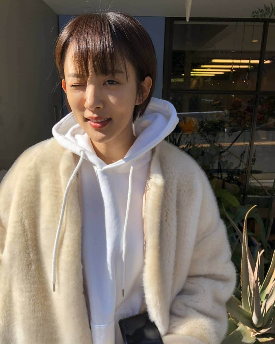 夏菜さんのインスタグラム写真 - (夏菜Instagram)「前髪切りました✂️ @nob1211」2月2日 17時48分 - natsuna_official