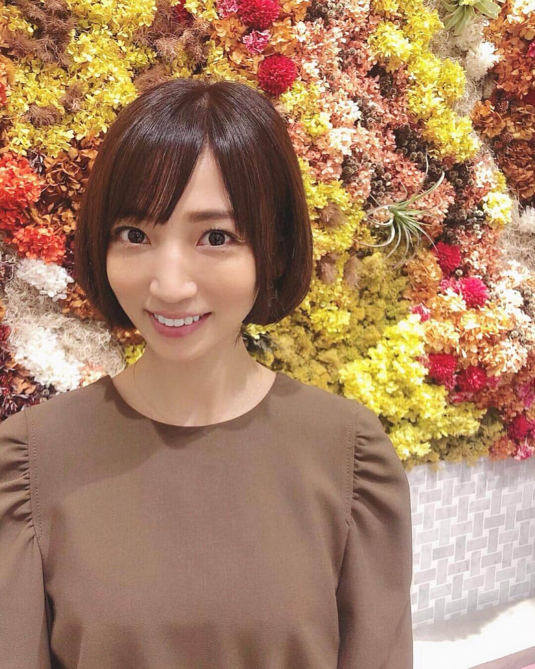 内田敦子さんのインスタグラム写真 - (内田敦子Instagram)「﻿ ﻿ 久しぶりに髪を短くしました💇‍♀️﻿ 最高にすっきり‼︎気持ちいい✨﻿ ﻿ 「こなれ感」を出したい、という﻿ めちゃくちゃなオーダーに対応してくれた﻿ 智美さんに感謝です😂✨﻿ ﻿ #minx #minx銀座二丁目店 #ボブヘア #ショートヘア #ショートボブ」2月2日 11時58分 - atsuko_uchida1205