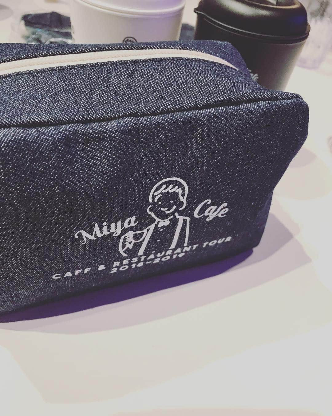 宮田悟志さんのインスタグラム写真 - (宮田悟志Instagram)「. #デニムポーチ #denim #pouch」2月2日 13時23分 - miyata_satoshi