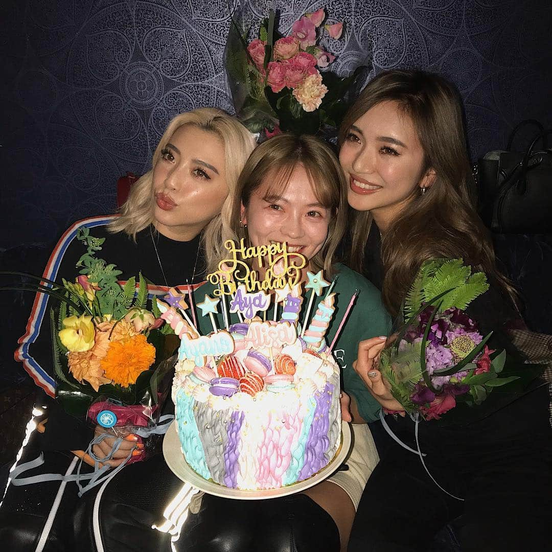 佐々木彩乃さんのインスタグラム写真 - (佐々木彩乃Instagram)「LAST NIGHT🥂 大好きな皆大集合の大爆笑の夜😂 楽し過ぎたありがとう💖」2月2日 15時01分 - ayano__sasaki