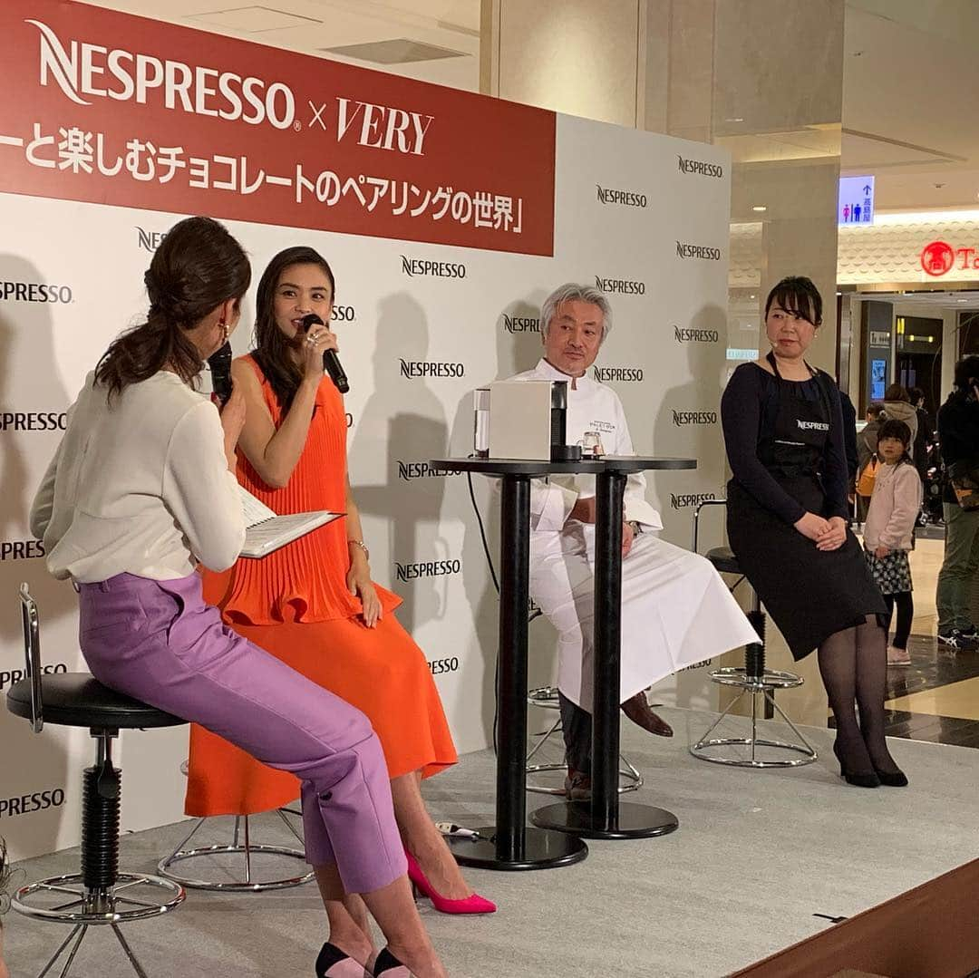 滝沢眞規子さんのインスタグラム写真 - (滝沢眞規子Instagram)「NESPRESSO トークイベントにお越しくださった皆様、ありがとうございました❤️ 衣装 @adeam  styling @takashi_ikeda  hair＆make @hiramotokeiichi」2月2日 15時17分 - makikotakizawa