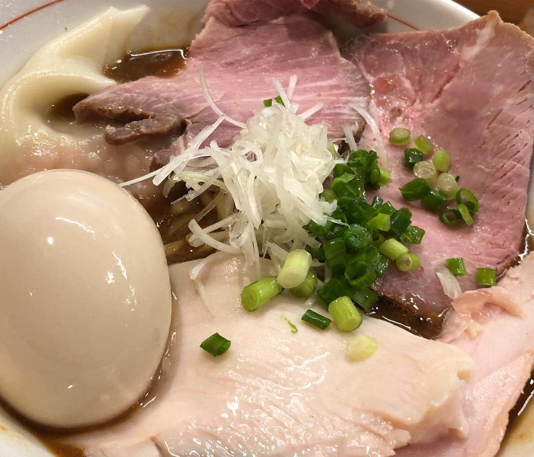 小野賢章さんのインスタグラム写真 - (小野賢章Instagram)「今日はラーメンしか食べてないなぁ…🙆‍♂️✨ #ラーメン」2月2日 19時36分 - kenshoono1005