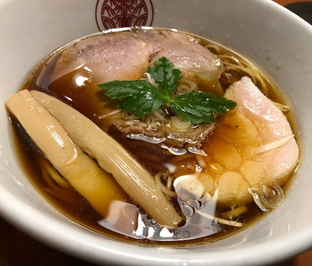 小野賢章のインスタグラム：「今日はラーメンしか食べてないなぁ…🙆‍♂️✨ #ラーメン」