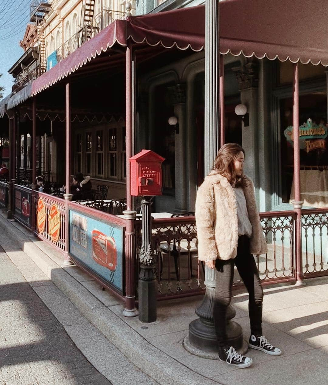 栗山遥さんのインスタグラム写真 - (栗山遥Instagram)「Disney sea 食べてばっかり…🐻💓 珍しく私服です。タグ付けたよ♡ #disney#disneysea」2月3日 0時08分 - harukakuriyama