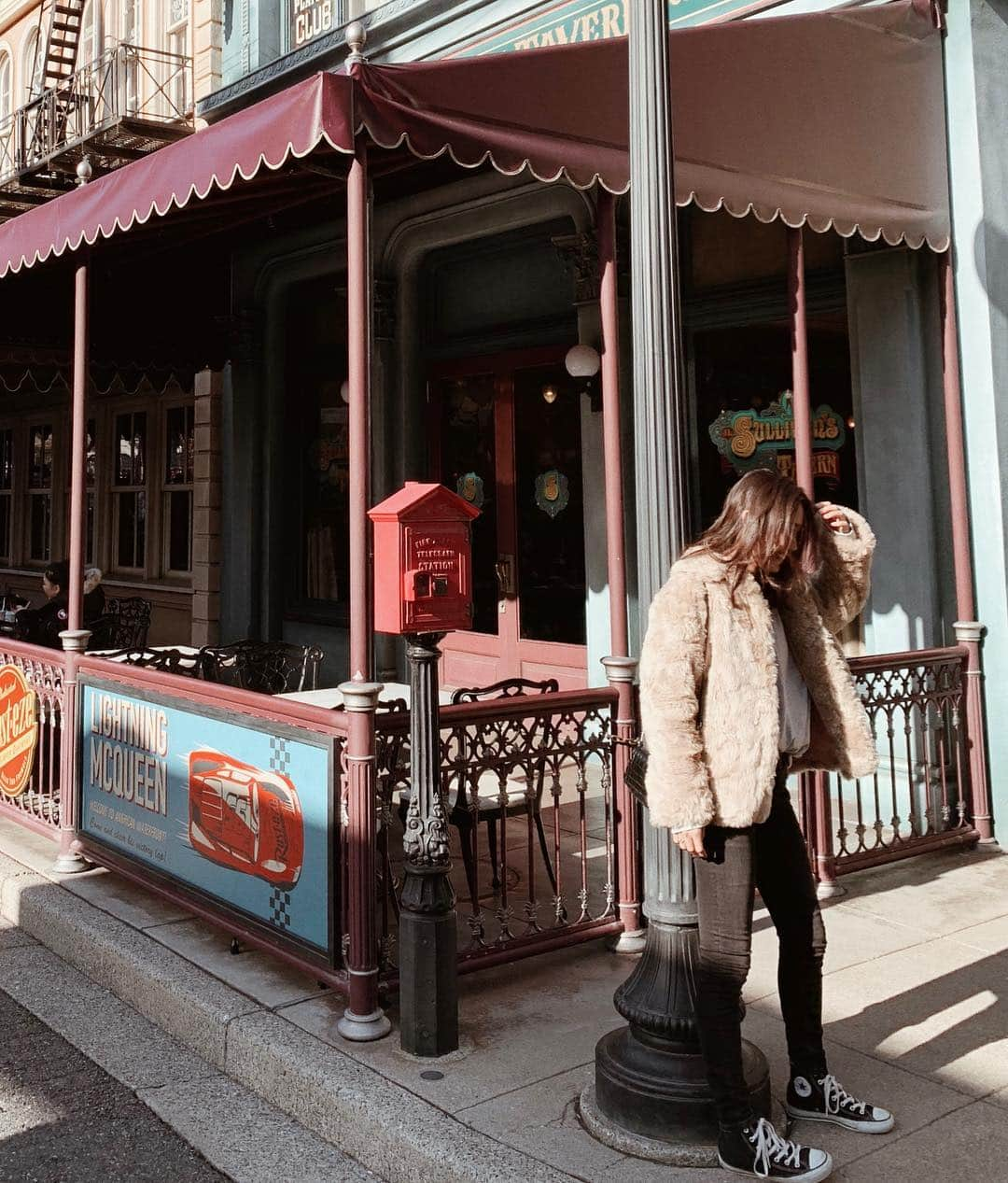 栗山遥さんのインスタグラム写真 - (栗山遥Instagram)「Disney sea 食べてばっかり…🐻💓 珍しく私服です。タグ付けたよ♡ #disney#disneysea」2月3日 0時08分 - harukakuriyama