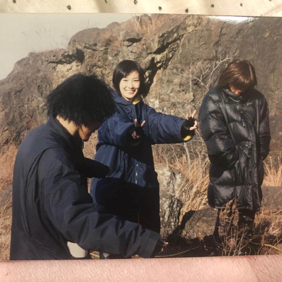 塩谷瞬さんのインスタグラム写真 - (塩谷瞬Instagram)「17年前の今日。 忍風戦隊ハリケンジャー 放送開始だったという事で、 懐かしい写真を。  #スーパー戦隊 #17年前 #放送開始 #ハリケンジャー #最高の仲間 #素晴らしい時間 #宝物 #ハリケンジャーが大好き #またみんなで集まるぞ！ #応援宜しくな！ #ハリケンジャー は永遠に不滅です！ #塩谷瞬 @塩谷瞬 #長澤奈央 @長澤奈央 #山本康平 @山本康平 #白川裕二郎 @白川裕二郎 #姜暢雄 @姜暢雄 #山本梓 @山本梓 #福澄美緒 @福澄美緒」2月17日 23時54分 - shunshioya_official