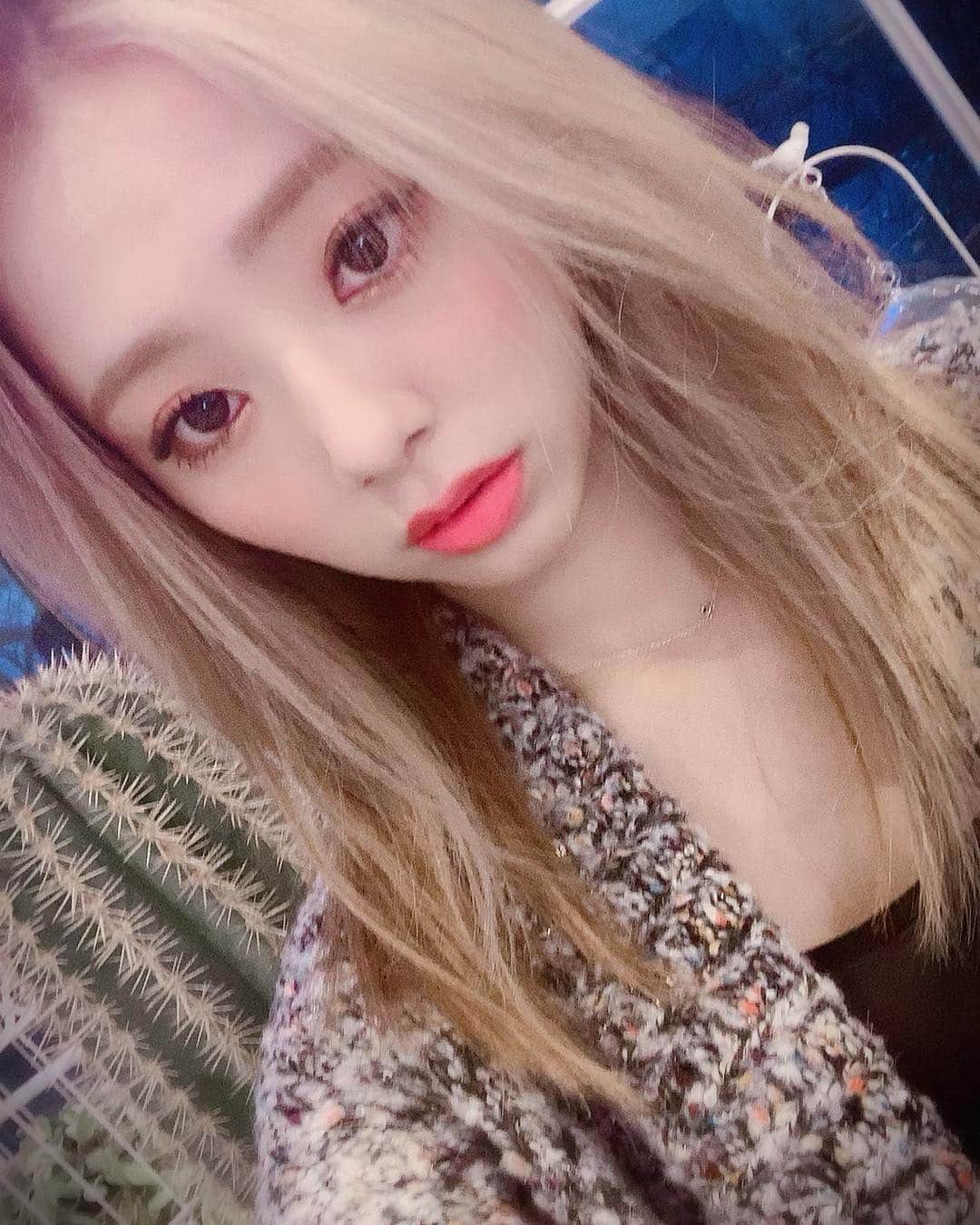 のインスタグラム：「hello. 韓国サロン。 #MAHIRO #真洋 #마히로」