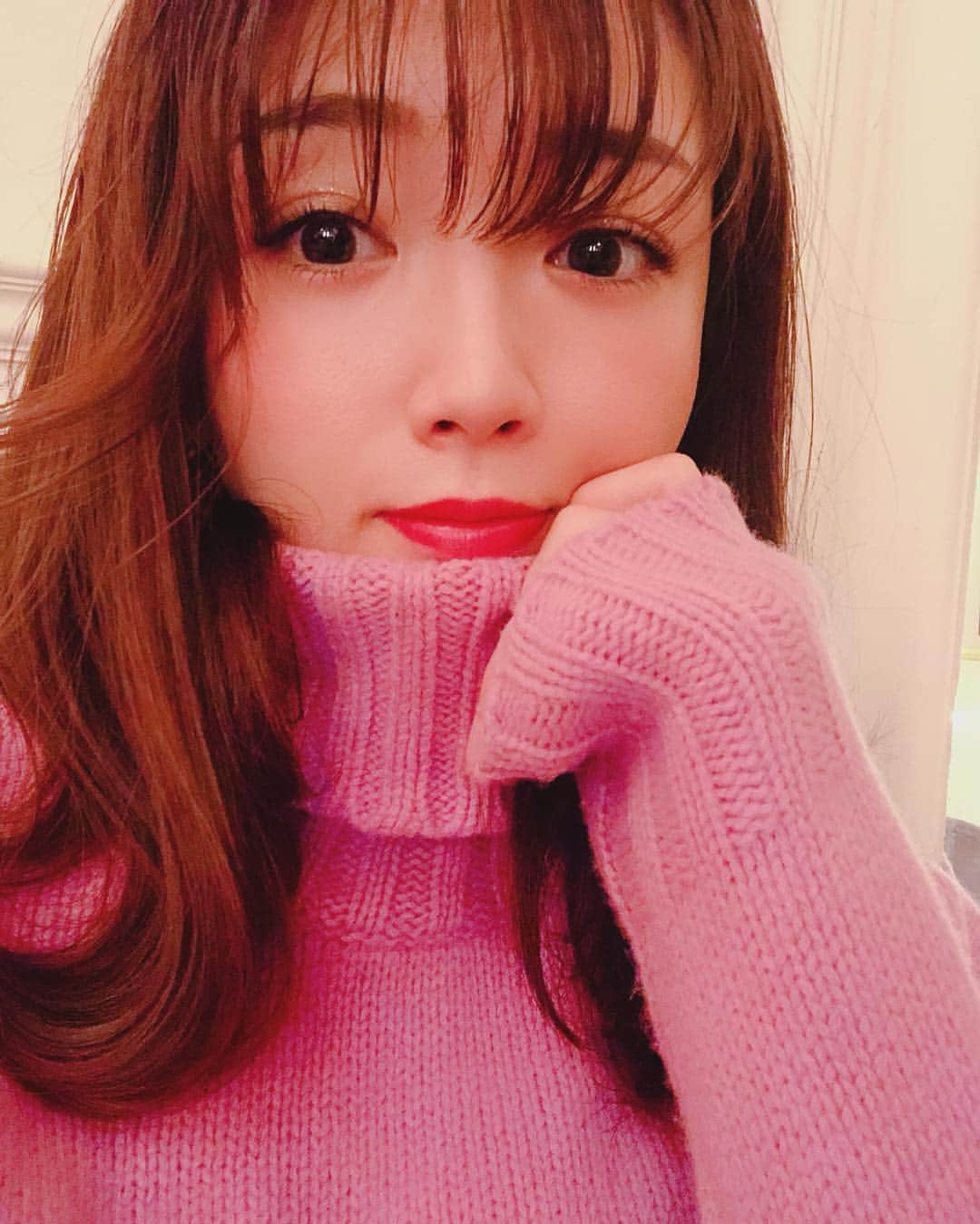 園都さんのインスタグラム写真 - (園都Instagram)「#タートルニット #淡いピンクが好き #早く春服着たい」2月3日 22時04分 ...