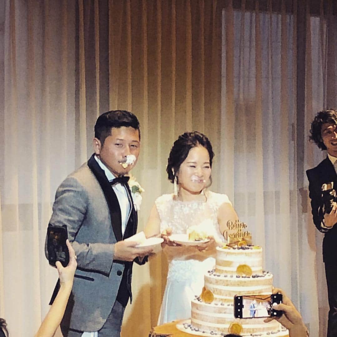 野元勇志のインスタグラム：「bra‼️の結婚式でした。 感動しました‼️ とても感慨深い1日でした。 もっと24時間を大切に使って生きていきます。 #仲間とは宝 #挑戦 #underdog」