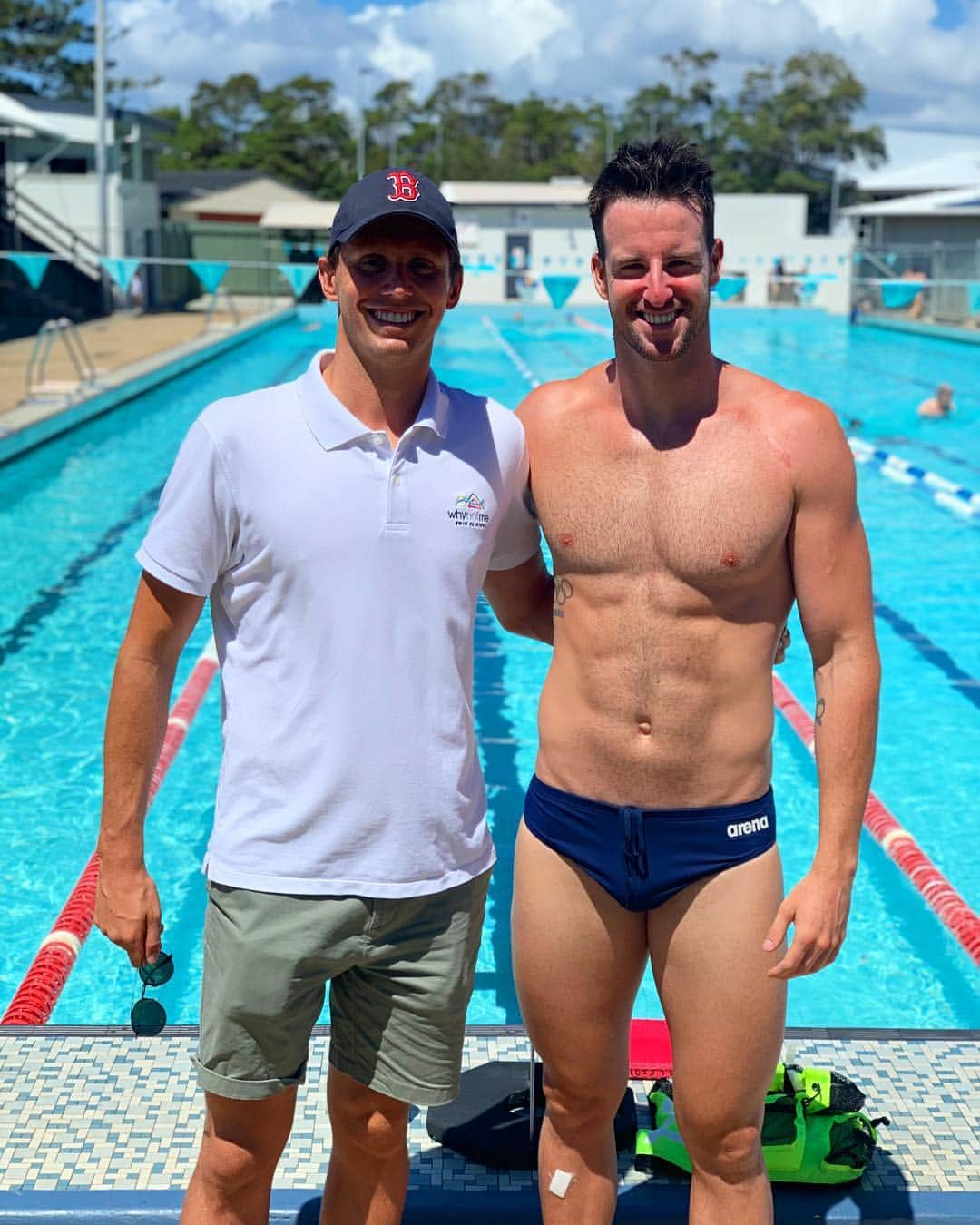 トーマス・フレイザー・ホルムズのインスタグラム：「Had a fantastic time today down in Port Macquarie with @james.magnussen running our @whynotmeswimclinics for the next generation of country superstars. James and myself have grown up racing each other at country NSW swimming competitions (still bummed you beat me in that 200m free at state when we were 14?!!!😂) NSW country swimming has produced countless Australian swim team representatives and is a very important part of swimming in Australia! #whynotmeswimclinics」