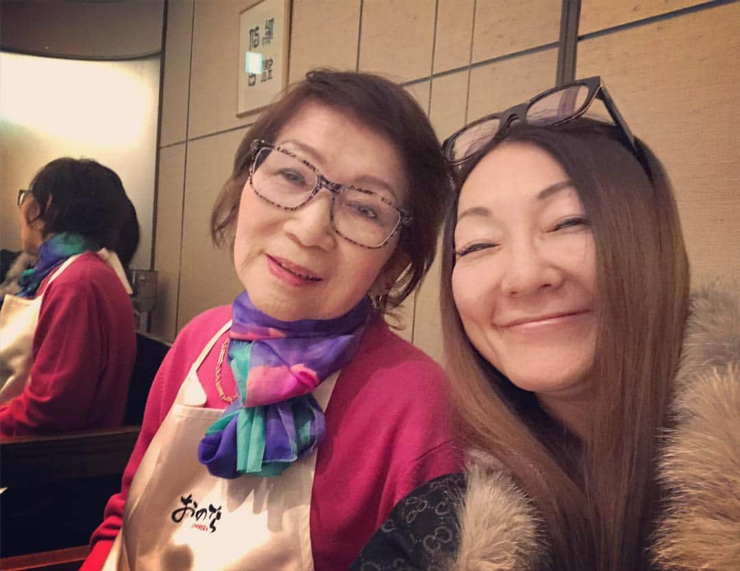 マキ・コニクソンのグルメインスタ