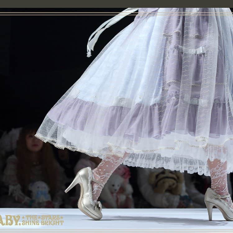のインスタグラム：「【☆Baby Anniversary celebrate history メルヴェイユーズなBoudoir～永遠に続くLadyな時間～☆】 BABY, THE STARS SHINE BRIGHT新作「Le Trianon Palace～プリンセスの離宮～シリーズ」 ヘアメイクを担当してます💖 #BABY30周年 #BABYお茶会 #SELEN #双木昭夫」