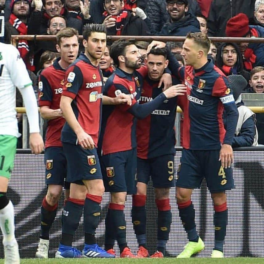 エルヴィン・ズカノヴィッチのインスタグラム：「Partita difficile, però importante fare resultato.Grande ragazzi 🔵🔴@genoacfcofficial」