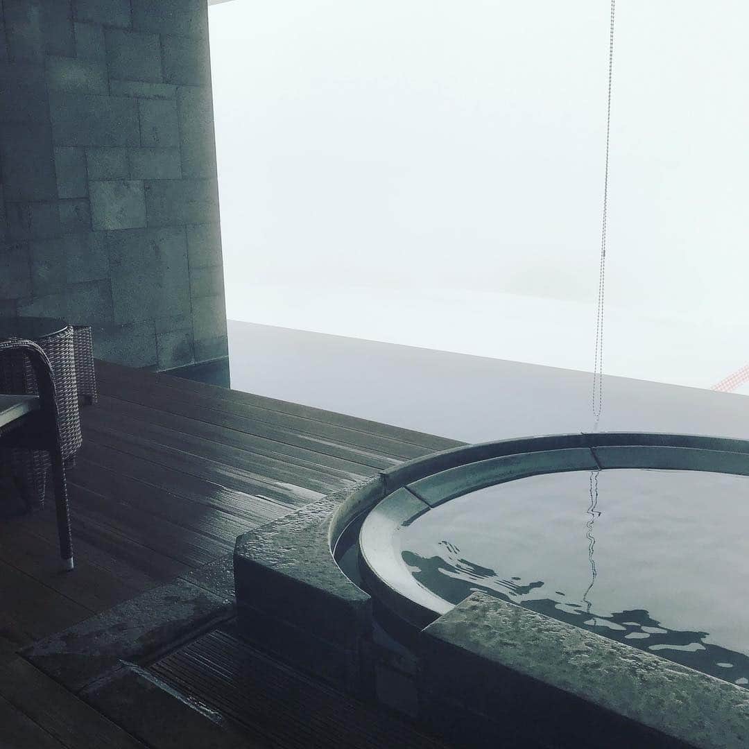小泉里子さんのインスタグラム写真 - (小泉里子Instagram)「朝風呂♨️」2月4日 8時05分 - satokokoizum1