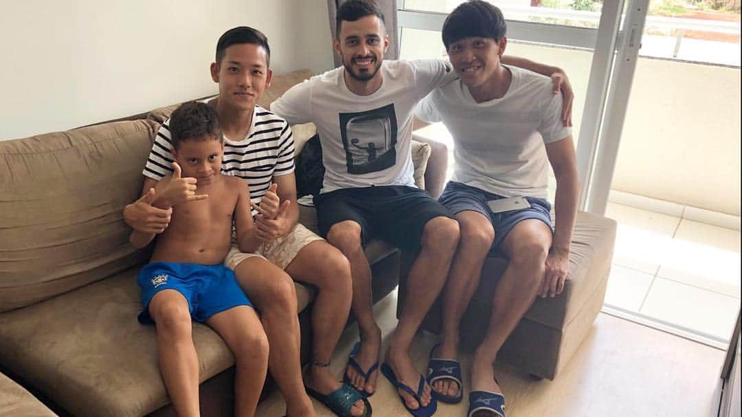 荻野広大のインスタグラム：「ブラジルに来て約2週間経ちました。 アンデルソンが家に招待してくれました！ シュラスコ最高でした👍 #londrina」