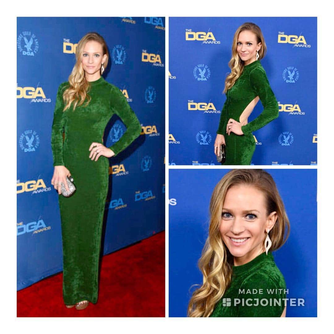 A・J・クックのインスタグラム：「My girl @aishatyler hit it out of the park last night hosting The Directors Guild Awards. So honored to be a member of The DGA. What a night!! Dress: @ronnykobo Jewels: @annesisteron Styled by @alyssafgreene @directorsguildofamerica #dga #director」