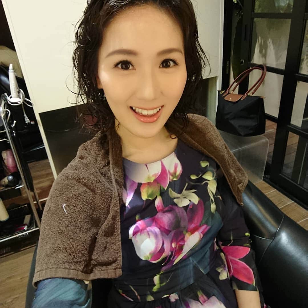 谷中麻里衣のインスタグラム