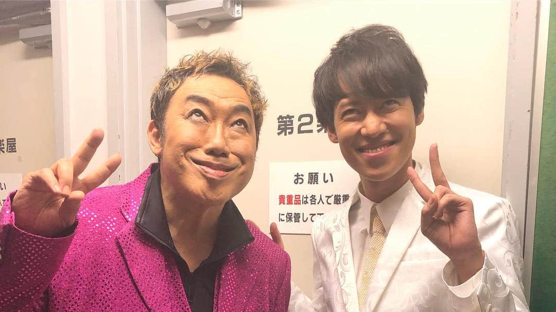 松阪ゆうきのインスタグラム：「新BS日本のうた @千葉県千葉市  今回は「ものまね紅白歌合戦」と題し、歌手の皆さんがものまねに挑戦！というレアで抱腹絶倒の回になっていますww 俺は収録で笑い疲れ🤣ましたww  見逃した方は再放送もあります。  2/9(土)12:00〜13:30 2/15(金) 16:30〜18:00 NHK BSプレミアム 「新BS日本のうた」 是非ご覧くださいませ^ ^  写真はコロッケさんと 出演の皆様と（＾ω＾） #nhkbsプレミアム  #新bs日本のうた  #ものまね  #千葉市  #松阪ゆうき」