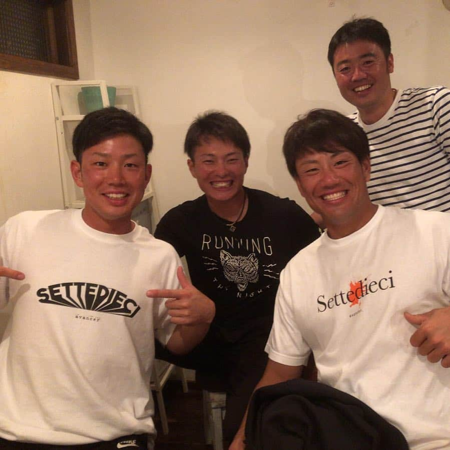 糸原健斗のインスタグラム：「後輩の西田直斗がＴシャツを送ってきてくれました。 皆様もぜひ！  #おつかれさん #以上」