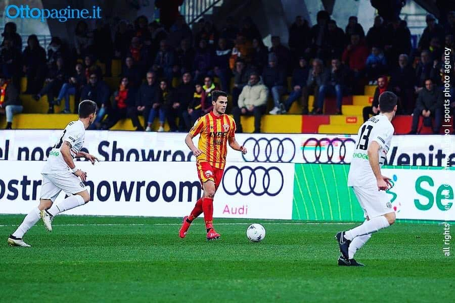 ロレンツォ・クリセティグさんのインスタグラム写真 - (ロレンツォ・クリセティグInstagram)「Avanti così!! 💪🏻💪🏻 #beneventocalcio #serieb #matchday #adidasx」2月4日 20時23分 - lorenzocrisetig