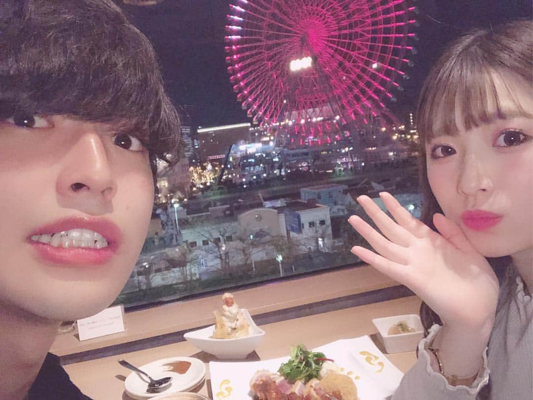 青木菜花のインスタグラム：「.﻿ .﻿ 1 year anniversary . ❤︎﻿ ﻿ 今日で1年です ☺﻿ 遠距離から始まって出会ったきっかけも﻿ 普通とは少し違くて﻿ 始めはなかなか会えなくて辛いし﻿ こんなには続かないだろうな〜なんて最初の方は思ってたのが正直なところ、、﻿ ﻿ この1年振り返ってみると色々なことがあって本当に楽しいことばっかり！！！！﻿ 思い出沢山！！！！﻿ あれからもう1年経つなんてはやすぎだ〜〜😂﻿ ﻿ 色々な偶然が重なってこうやって私たちが出会えて本当に感謝だね😂♡﻿ かじくんに出会えてよかったなって心から思います、﻿ ﻿ こんなに私のことを幸せにしてくれて﻿ 本当にいつもありがとう！﻿ ﻿ 大好き、これからも沢山よろしくね🙇🏻‍♂️💗﻿ .﻿ . #なのかじ #一年記念日 #1yearanniversary」