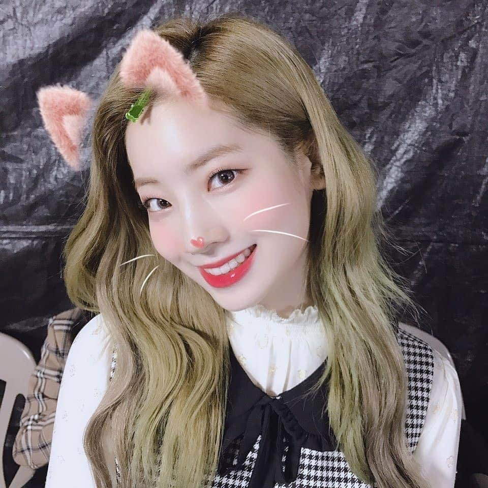 TWICEさんのインスタグラム写真 - (TWICEInstagram)「즐거운 설 보내요 원스❤️」2月5日 0時07分 - twicetagram