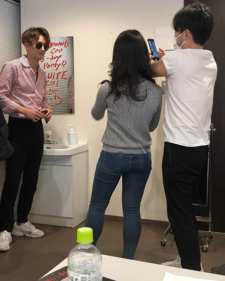 ジヒョク のインスタグラム：「頑張ろう グァンス 2」