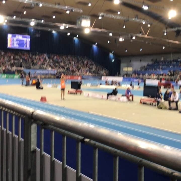 戸邉直人のインスタグラム：「Unbiliebable 2m35, few days ago. Thank you for all support and blessing.🙏 Next competition will be in Banska Bystrica, Slovakia🇸🇰 One of the best highjump competition.🤟」