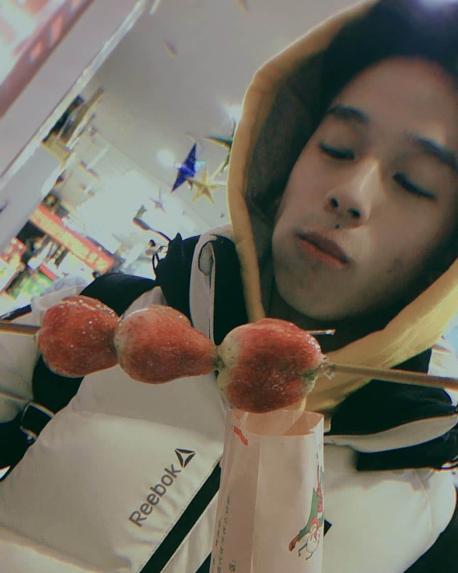 周凱翔のインスタグラム：「Happy Chinese New Year to all of you 🥳🥳🥳 . . . . . #chinesenewyear #2019」