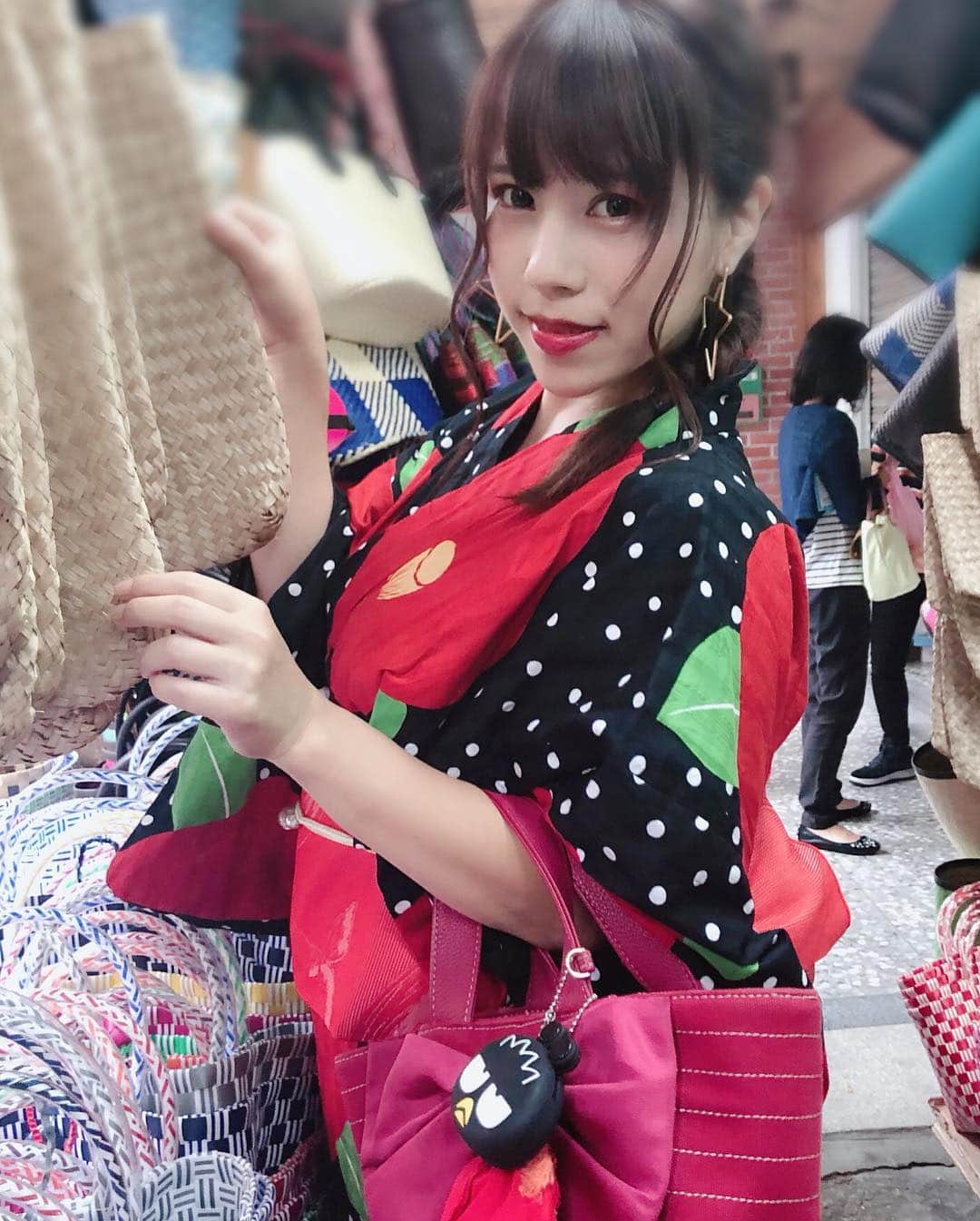 河西あみさんのインスタグラム写真 - (河西あみInstagram)「新年快樂❤️ I love Chinese&Taiwanese fans 😍❤️ I'm going to see you again.  #明けましておめでとうございます  #春節 #taiwan」2月5日 15時46分 - ami_kasai_japan