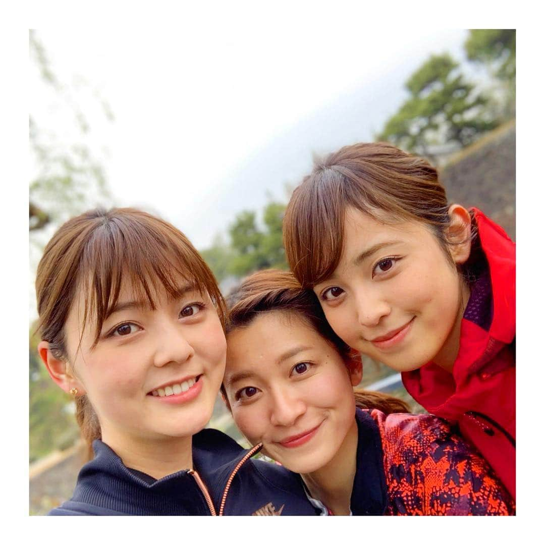 佐藤梨那さんのインスタグラム写真 - (佐藤梨那Instagram)「皇居ラン🏃‍♀️ 全員初体験でも 何とか1周できました😂  #久慈暁子  #山本里菜  #佐藤梨那  #同期」2月5日 18時46分 - sato_lina