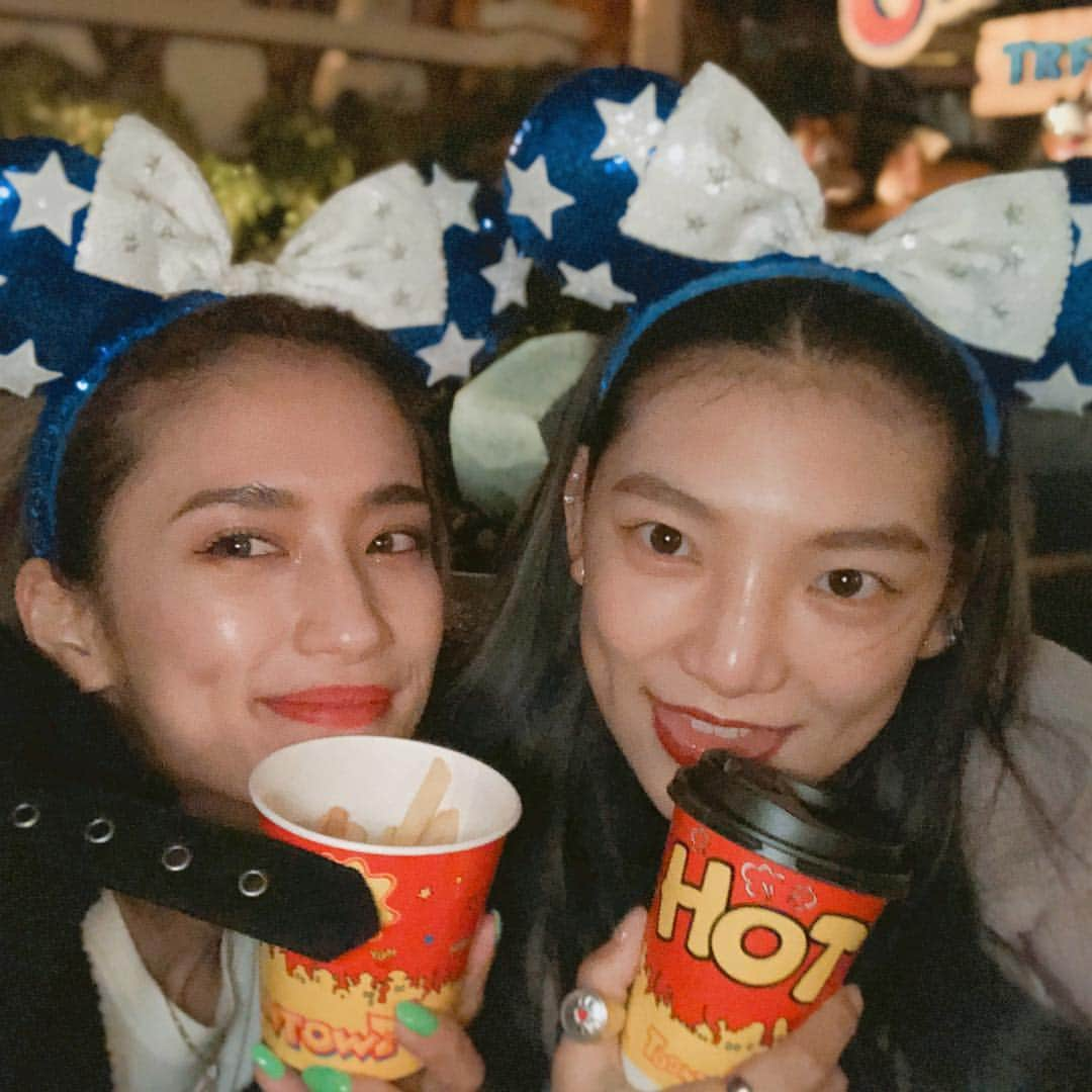 YURINOさんのインスタグラム写真 - (YURINOInstagram)「🐭🏰💙」2月5日 21時52分 - yurino_happiness