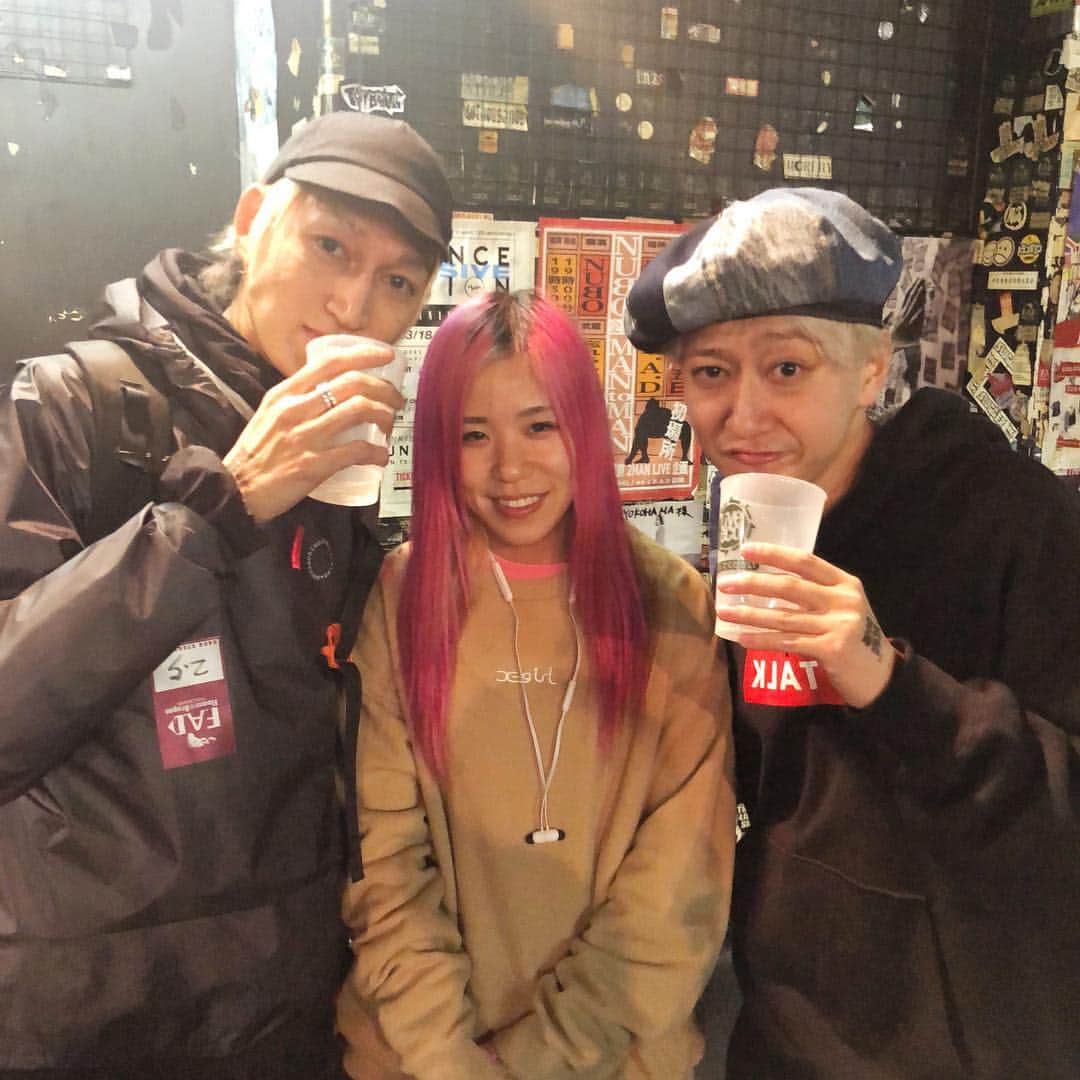 あやぺたのインスタグラム：「実の兄弟の方に挟まれて、、、 FADありがとうございました！！！ #keytalk  #グッドモーニングアメリカ」