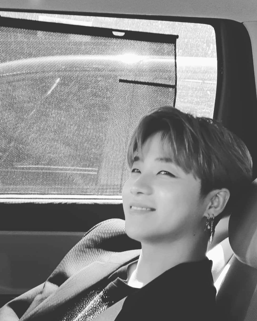 CHAN（チョン・チャヌ）のインスタグラム：「#hbd🎂 #지나니형」