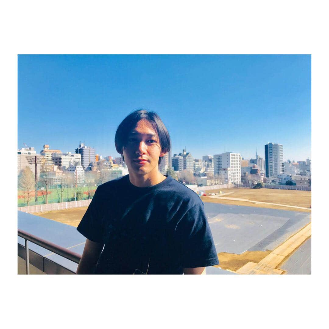 九内健太のインスタグラム：「#暗くなるまで待って  東京公演に御来場頂きありがとうございました。  8日から兵庫公演が始まりますが、東京公演で得たものをより高めてお見せできるよう精一杯努力します。  東京公演では節分という事で3日は豆まきをさせて頂きましたが、兵庫公演ではなにかあるのかな？ では兵庫公演でも皆様をお待ちしています。  #俳優 #actor #배우 #演员 #モデル #model #모델 #时装模特」