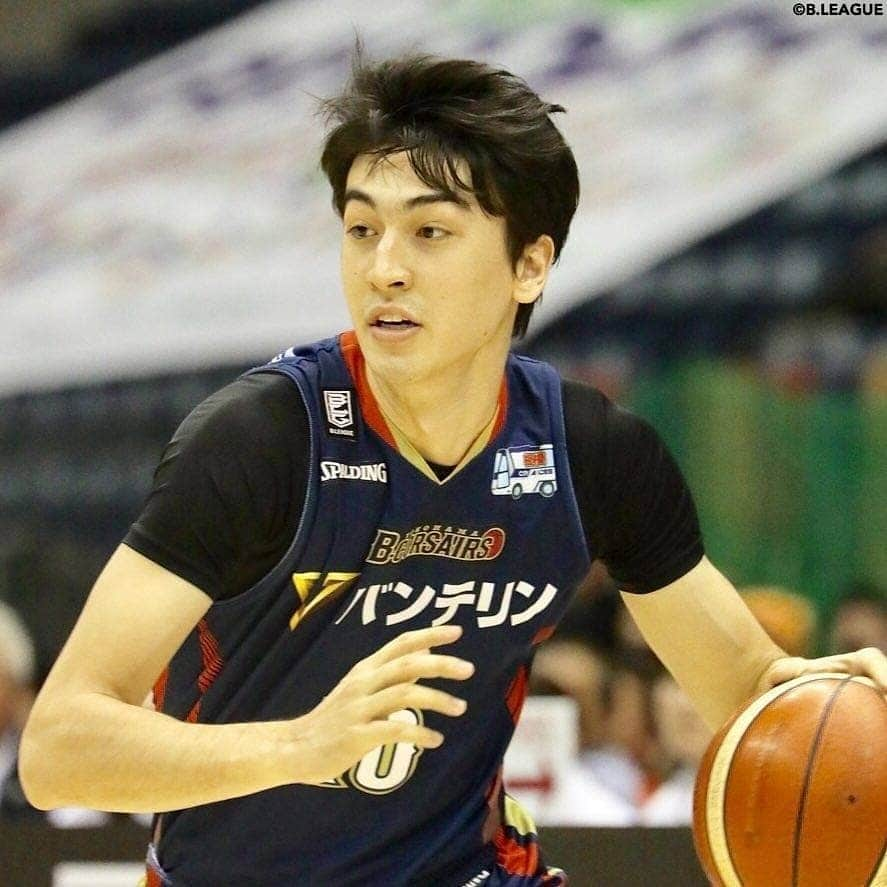 B.LEAGUEさんのインスタグラム写真 - (B.LEAGUEInstagram)「【❣️PICKUP #ハーフ のイケメン選手❣️】﻿ ﻿. Bリーグのイケメン選手をご紹介！😍👏 ＼⏪#スワイプしてね ！！／﻿ ﻿. 👉#アルバルク東京 ▷▷#シェーファーアヴィ幸樹 選手﻿ 👉#滋賀レイクスターズ ▷▷#紺野ニズベット翔 選手﻿ 👉#横浜ビーコルセアーズ ▷▷#ハンターコート 選手﻿ ﻿. あなたが思うハーフのイケメン選手を﻿ コメントで教えてください😋📝﻿ ﻿. #ハーフ #ハーフ男子 #イケメン #いけめん #美形 #かっこいい  #美しい #推し ﻿#素敵 #cool #コメントしてね #コメントください  #🗼❤️ #🐟⭐️ #🌊🚢」2月6日 19時11分 - b.league_official